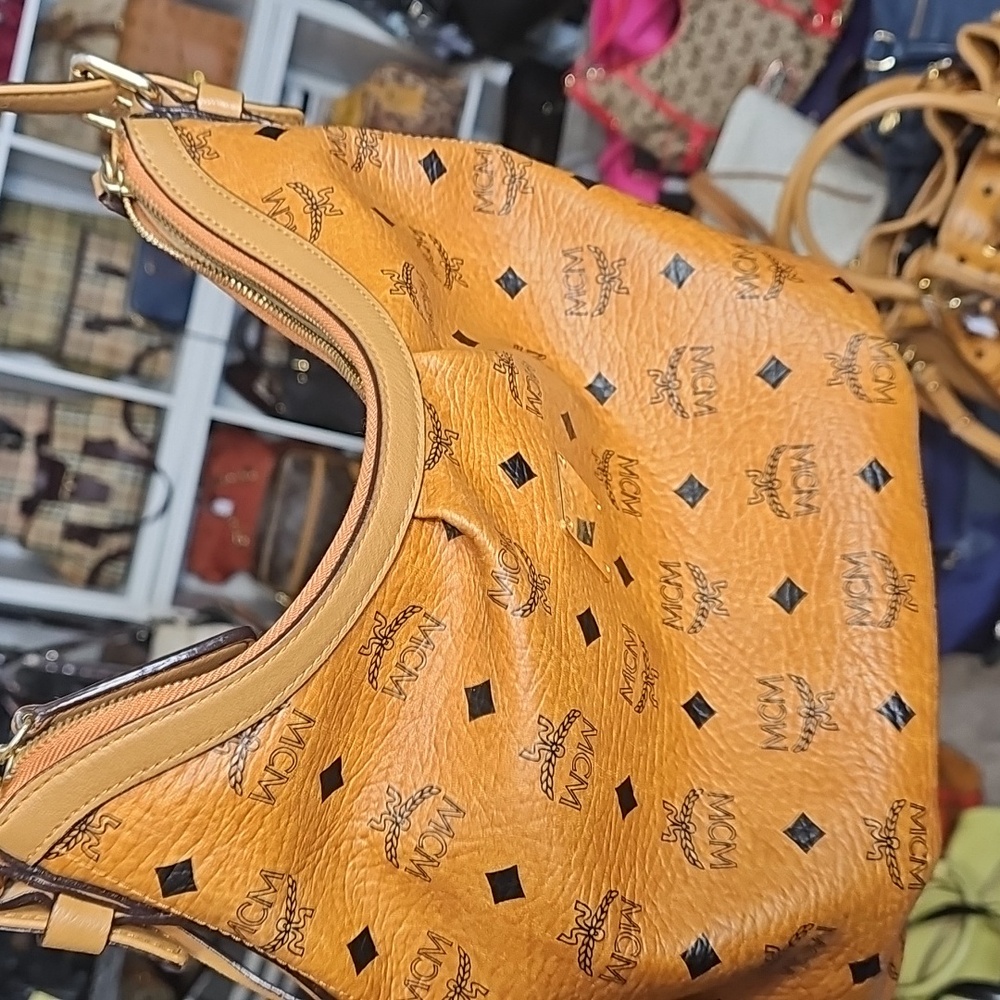 mcm cognac hobo